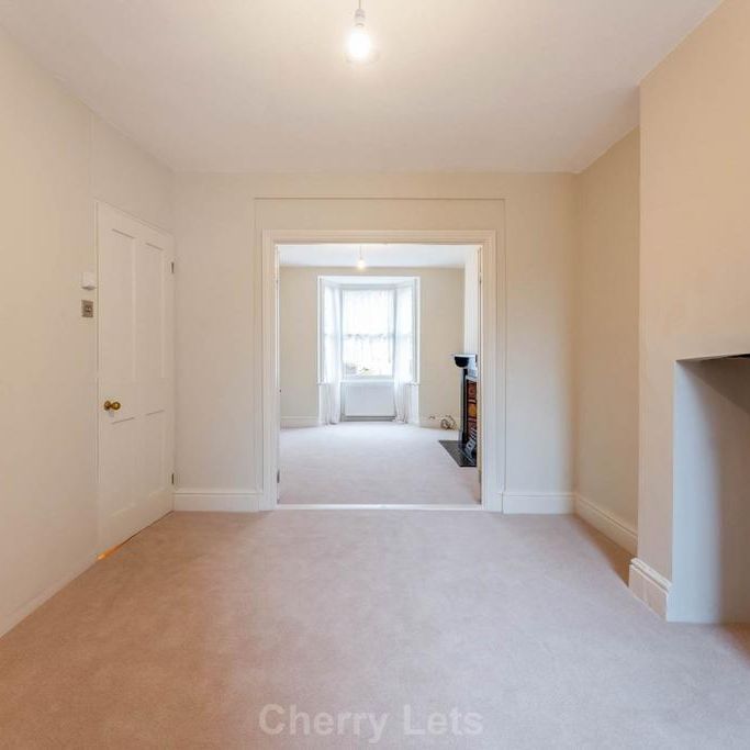 3 bedroom terraced house to rent - Photo 1