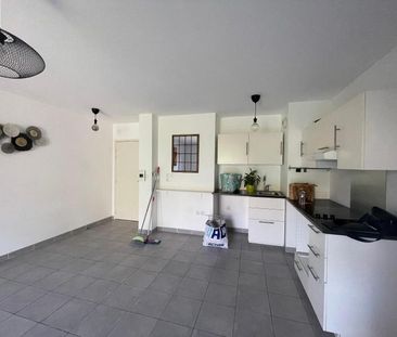Location Appartement 2 pièces 47m² GARDANNE 13120 - Photo 5