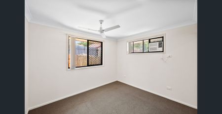 3 b/in bedroom lowset detached duplex with 2-way bathroom, air-conditioning, security screens PLUS Solar AND Walk to CBD! - Photo 5