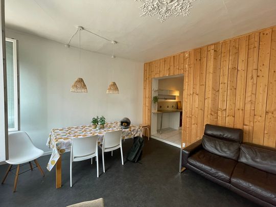 Location Maison 4 pièces 96m² - Photo 1