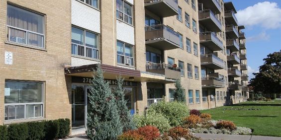 Lawrence Avenue East Apartments - Photo 3