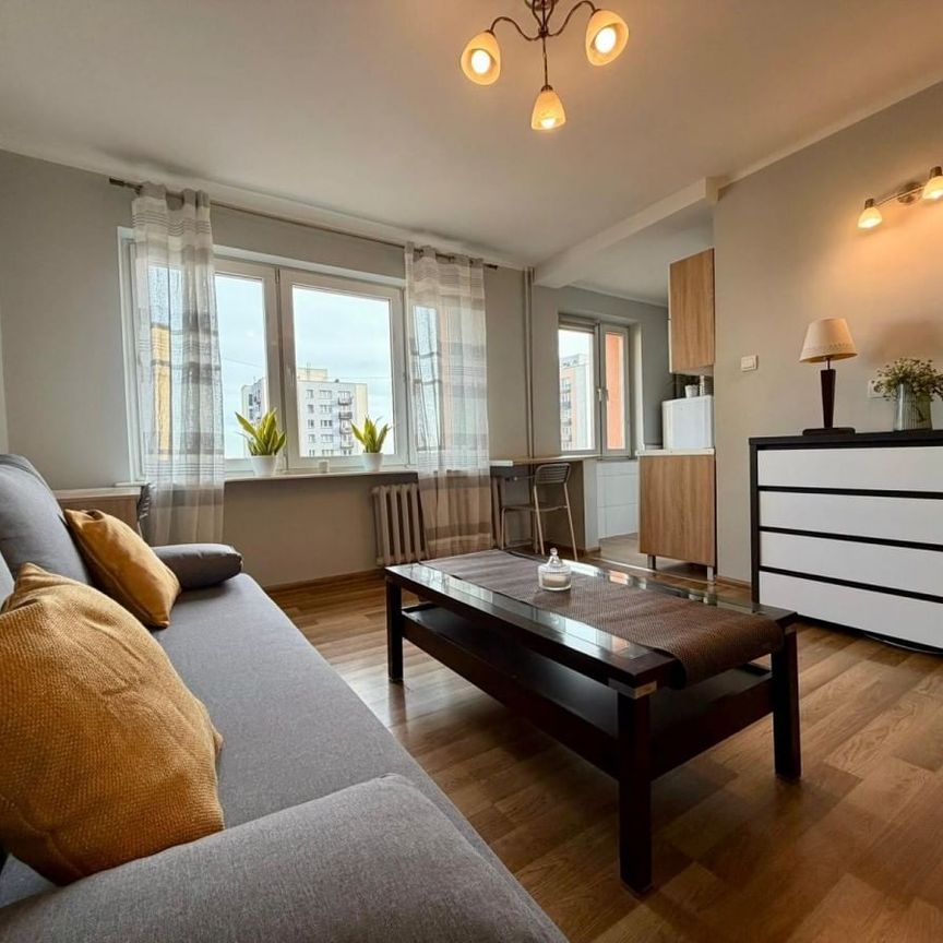 Jasna kawalerka blisko ŚUM 28 m² - Photo 1