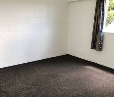 2 Bedroom Unit for Rent in Prime Birkdale Location - Photo 3