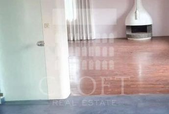 Attic-Cassia: 250mq. Top floor in addition to 250mq. of panoramic terraces. Spacious living, dining, 5 bedrooms, 3 baths, maid’s room, 3 panoramic terraces, parking, silent,. Located at begining of Cassia, near Schools. Ref 160