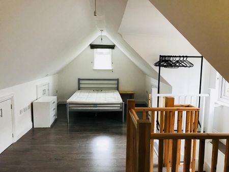 3 bedroom apartment to rent - Photo 3