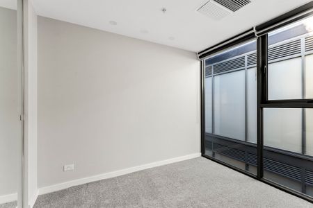 201/14 Elizabeth Street MALVERN - Photo 2