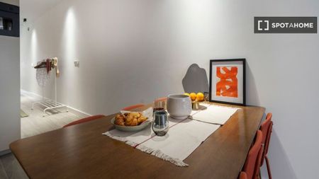 3 room luxury Apartment for rent in Valencia - Photo 4