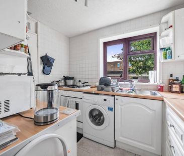 1 bedroom flat to rent - Photo 4