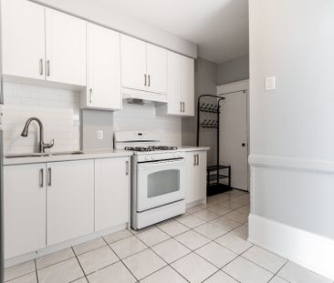 For Lease - 1413 Dundas Street Unit# 1, Toronto, Ontario - Photo 3