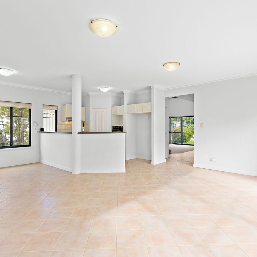 Attractive 2 Story Townhouse - Welcome to Your New Sanctuary in South Perth! - Photo 1