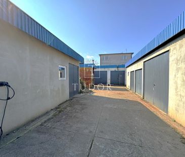 Police - Photo 3
