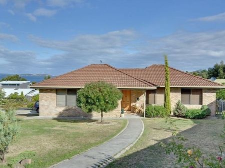 24 Mirramar Park Blackmans Bay TAS 7052 Australia - Photo 4