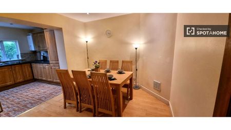 Room for rent in 6-bedroom apartment in Dublin - Photo 5