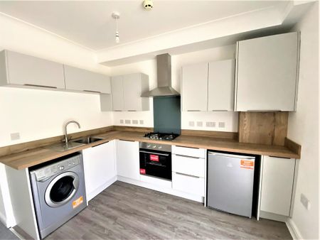 1 bedroom flat to rent - Photo 2