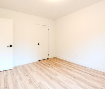For Lease - 41 Windsor Drive Unit# Main, Ajax, Ontario - Photo 5