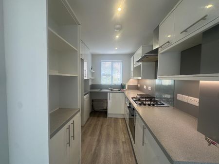 4 bedroom house to rent - Photo 3
