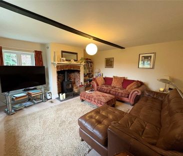 4 bedroom detached house to rent - Photo 1