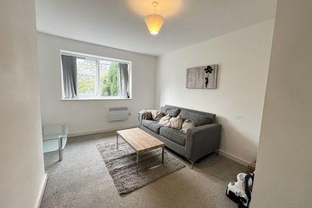 West Parade Flats - Photo 2