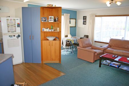 Relaxed Beachside Living in Taieri Mouth - Photo 2