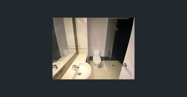 Furnished Studio Apartment Near Southern Cross - Photo 1