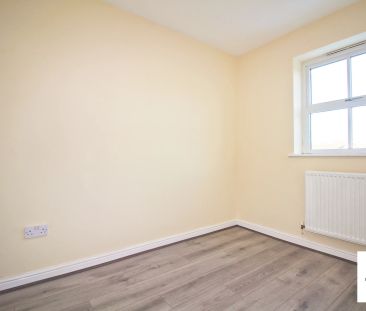 4 Bedroom Semi Detached - Photo 5