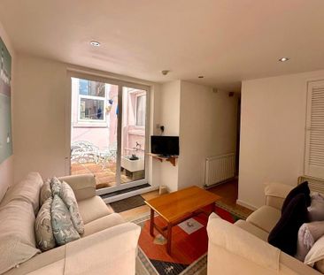 5 bedroom terraced house to rent - Photo 2