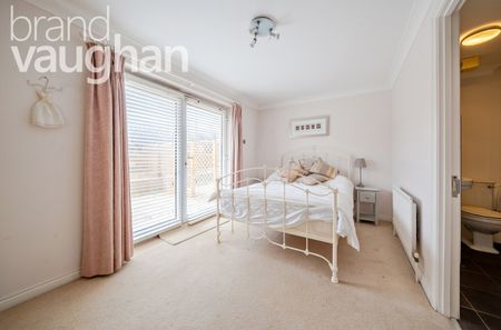 3 bedroom apartment to rent - Photo 3