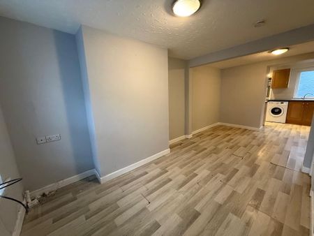 195 Queen Street, Harryville, Ballymena, BT42 2BG - Photo 2