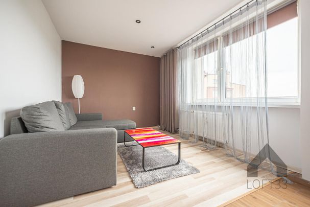 Dwupokojowe mieszkanie z pięknym widokiem w centrum Jaworzna do wynajęcia | Spacer 3D - Zdjęcie 1