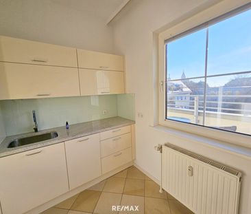 DACHGESCHOSS - TERRASSE MIT ca.7,45m² - GRÜNBLICK - SÜD-AUSRICHTUNG... - Foto 6
