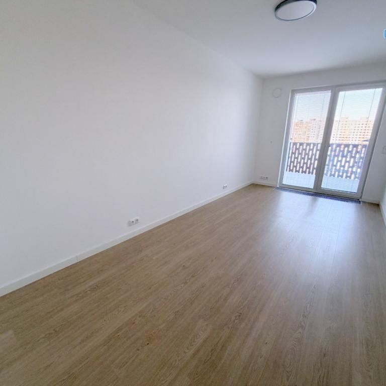 Pronájem bytu 2+kk 60 m2 - Photo 1