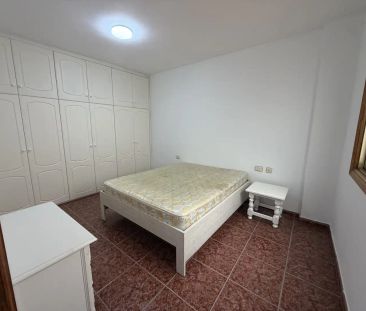 Piso de alquiler en Calle Rafael Alberti, S/n, Guargacho - Photo 2