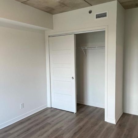 1 CH - 1 SDB - Terrebonne - $1,695 /mo - Photo 4