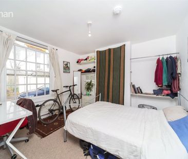 5 bedroom terraced house to rent - Photo 2