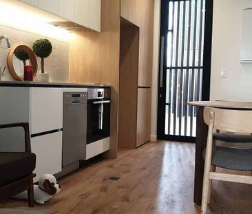 Near New 1 Bedroom Fully Furnished Wellington CBD - Photo 1