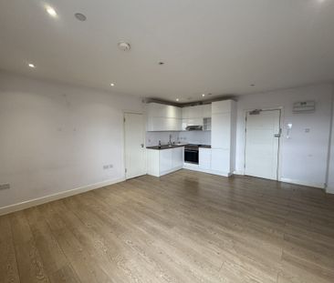 Buckingham Street, Aylesbury - Photo 2