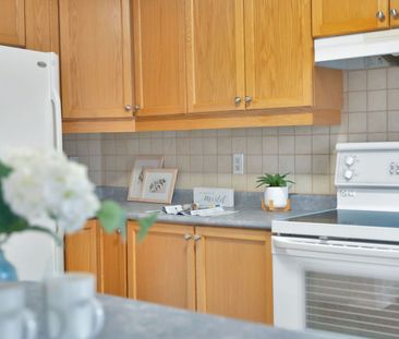 For Lease - 462 Staines Road, Toronto, Ontario - Photo 3