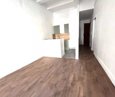 Location Appartement 3 pièces 69 m2 à Aubagne - Photo 3