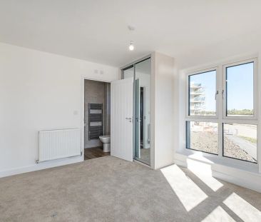 3 bedroom end of terrace house to rent - Photo 6