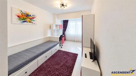 TUR 3D!Apartament modern cu 3 camere, parcare, boxa, zona Coresi, Tractorul, Brasov. - Fotografie 3