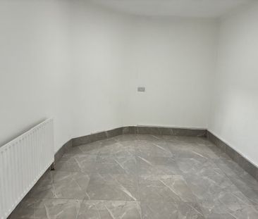 3 Bedroom House to rent - Photo 4