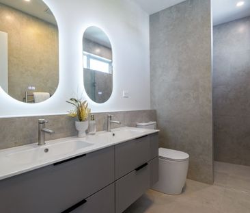 Karaka - 4 Bedrooms with 2.5 Bathrooms - Photo 2