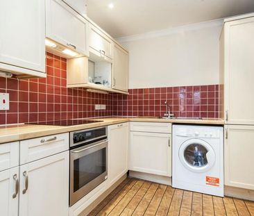 2 bedroom apartment to rent Chester House, St. Georges Place, Chelt... - Photo 5