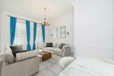 Queen's Gate, South Kensington, SW7 - Photo 4