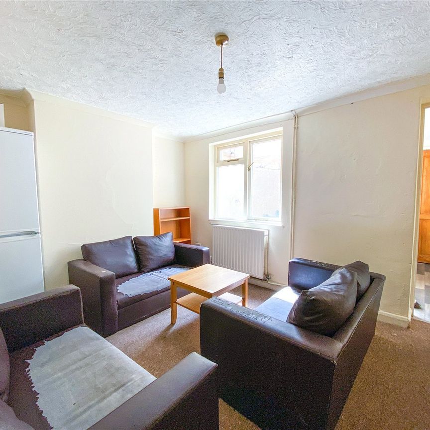 5 bedroom terraced house to rent - Photo 1