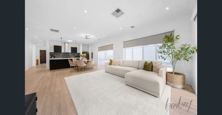 Modern Family Living in a Prime Craigieburn Location - Photo 4