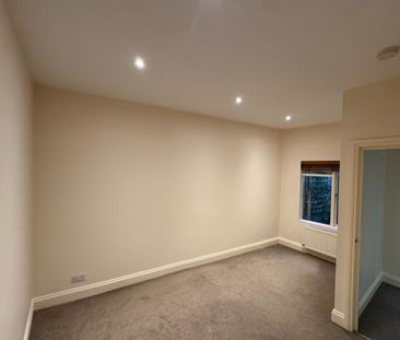 1 Bed Flat, Brunswick Terrace, BN3 - Photo 3