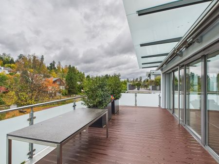 Grosszügige 5.5-Zimmer-Wohnung mit Terrasse in Ebmatingen, Kanton Zürich - Photo 4