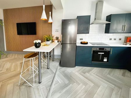 1 bedroom in a house share to rent - Photo 5