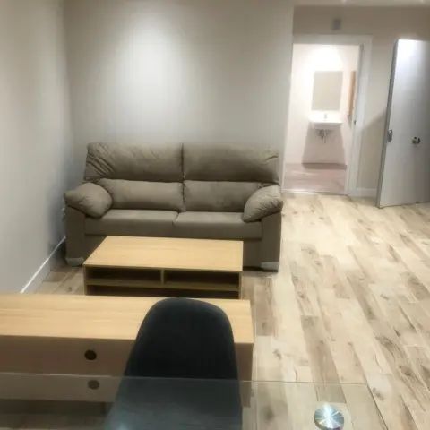 Piso en alquiler en Calle del Cristo de los Milagros - Foto 1